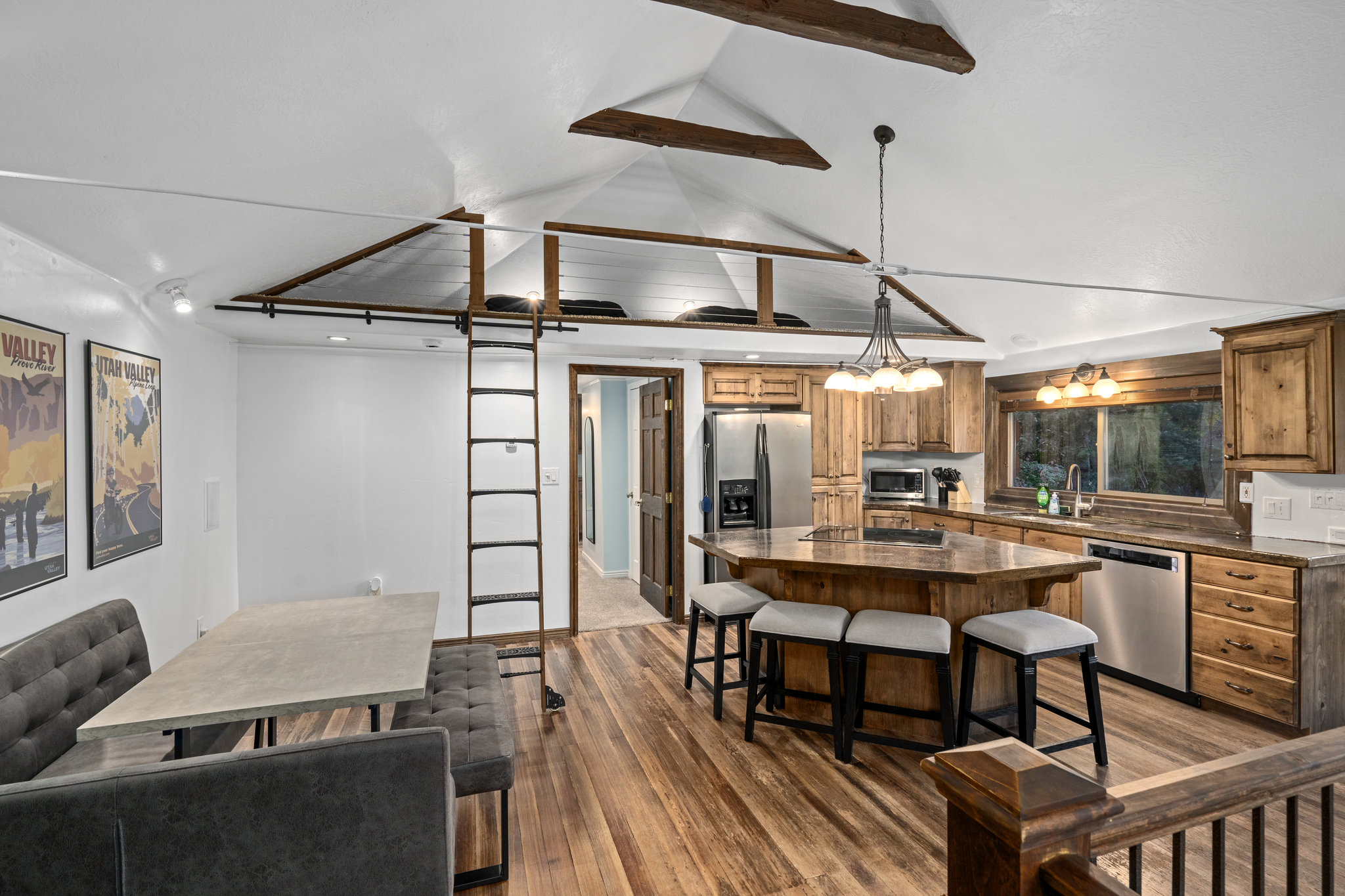 Airbnb Property in Utah with Modern Interior
